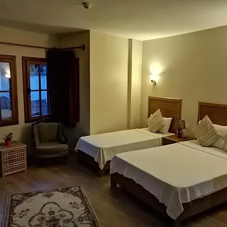 ベッド・アンド・ブレックファスト Casa Callinos 3*