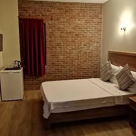 ベッド・アンド・ブレックファスト Casa Callinos セルチュク