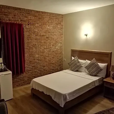 Casa Callinos 住宿加早餐酒店