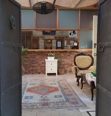 Casa Callinos *