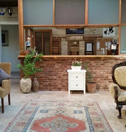 Casa Callinos 住宿加早餐酒店 塞尔丘克