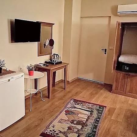 Casa Callinos לינה וארוחת בוקר 3*