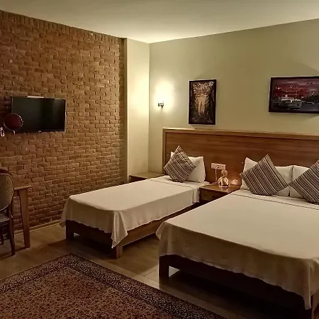 Casa Callinos